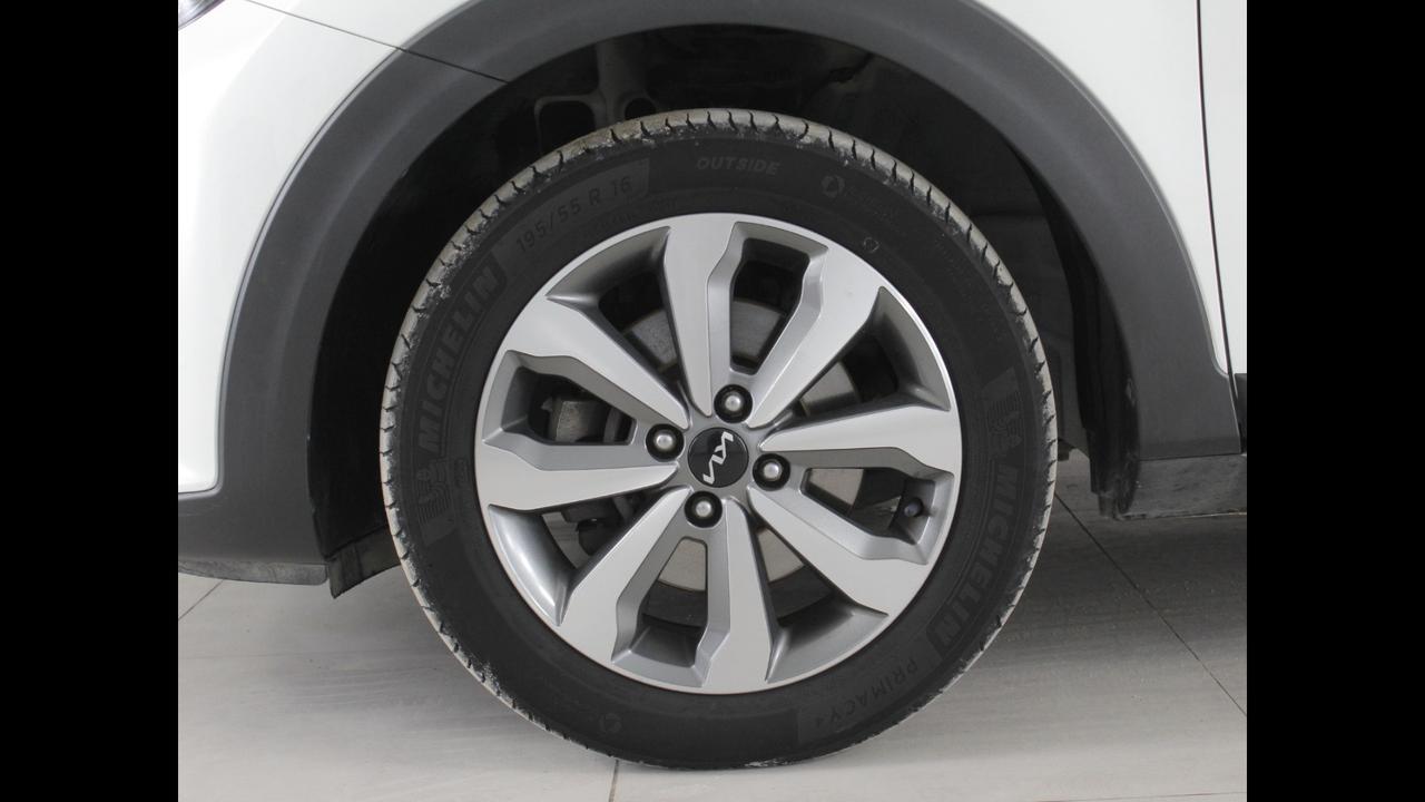 KIA Stonic - Stonic 1.2 dpi Urban 84cv