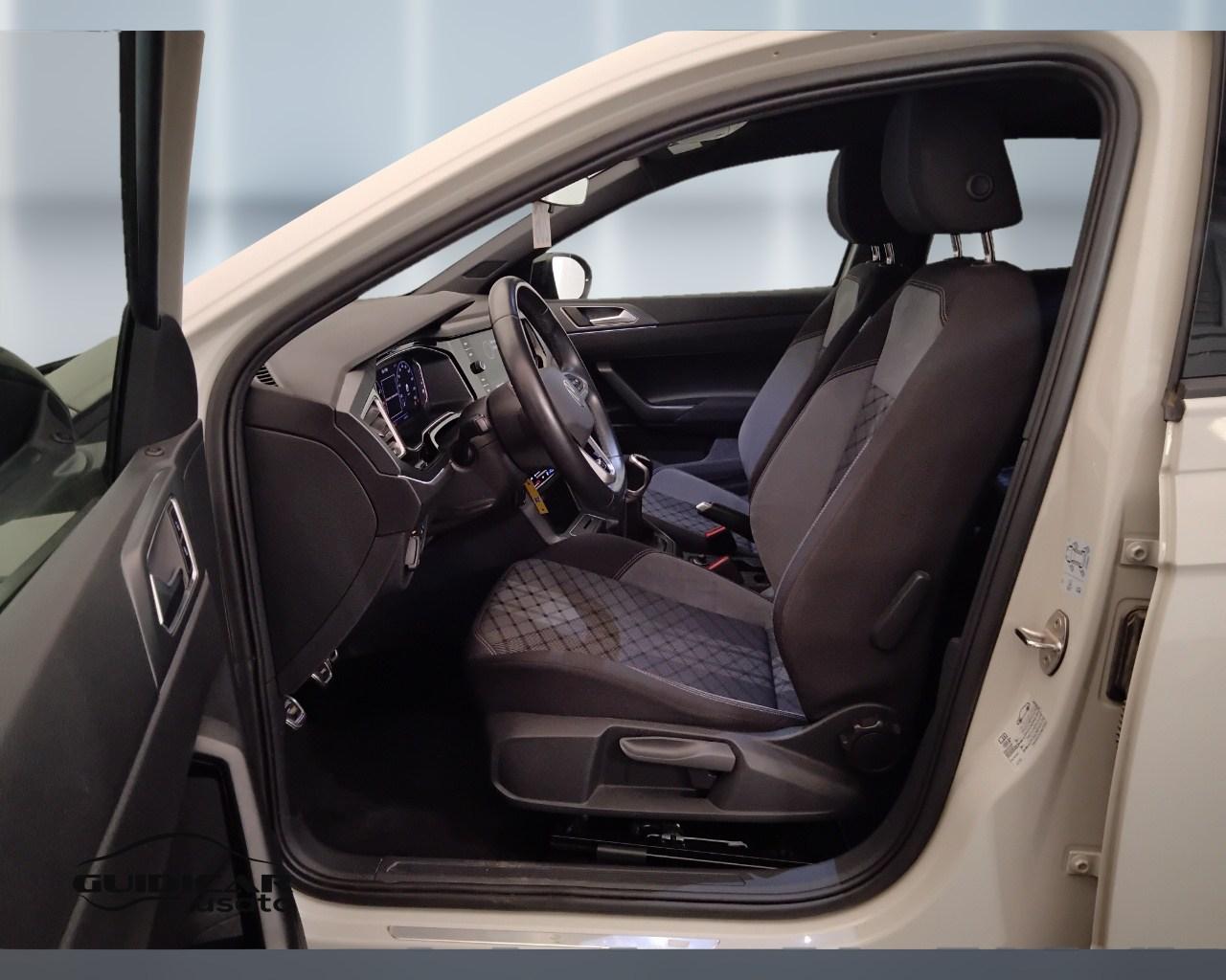 VOLKSWAGEN Taigo - Taigo 1.0 tsi R-Line 110cv