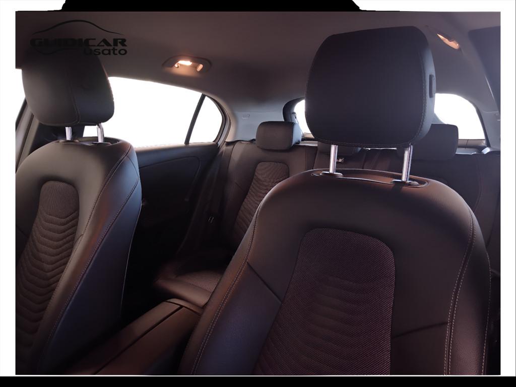 Mercedes-Benz Classe A - W177 2023 - A 180 d Advanced auto