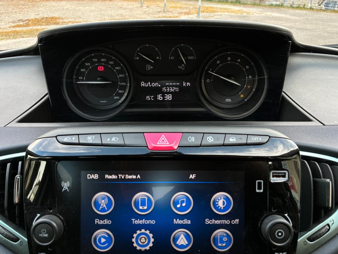 Lancia Ypsilon 1.0 FireFly Hybrid PLATINO