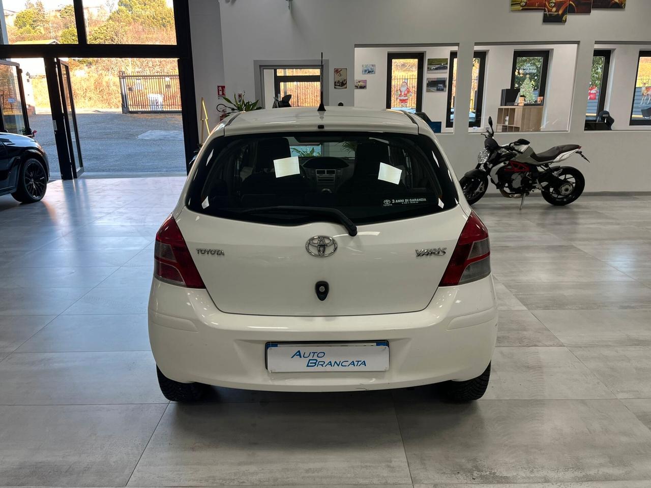 Toyota Yaris 5p 1.0
