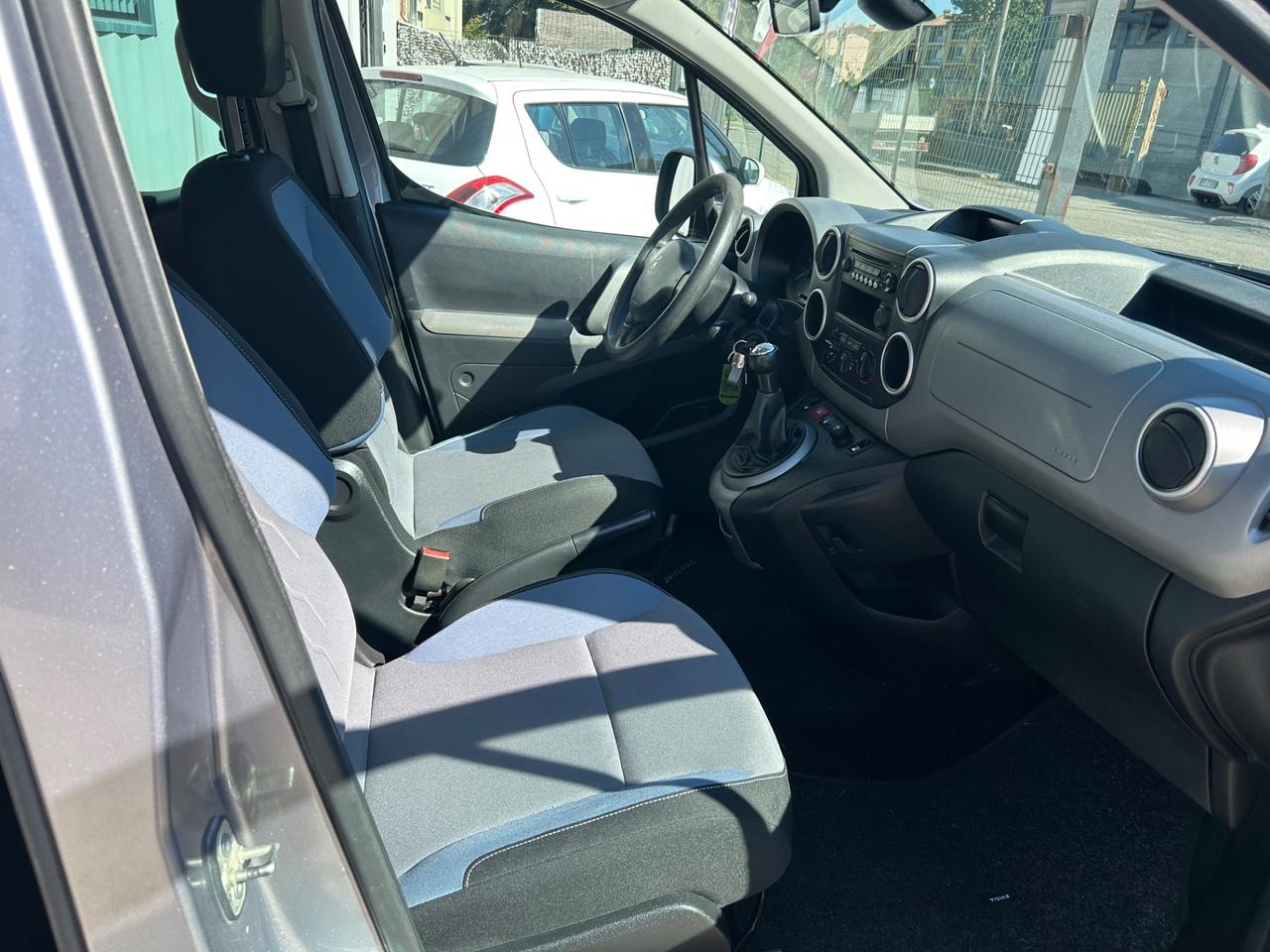 Peugeot Partner Tepee BlueHDi 100 Active