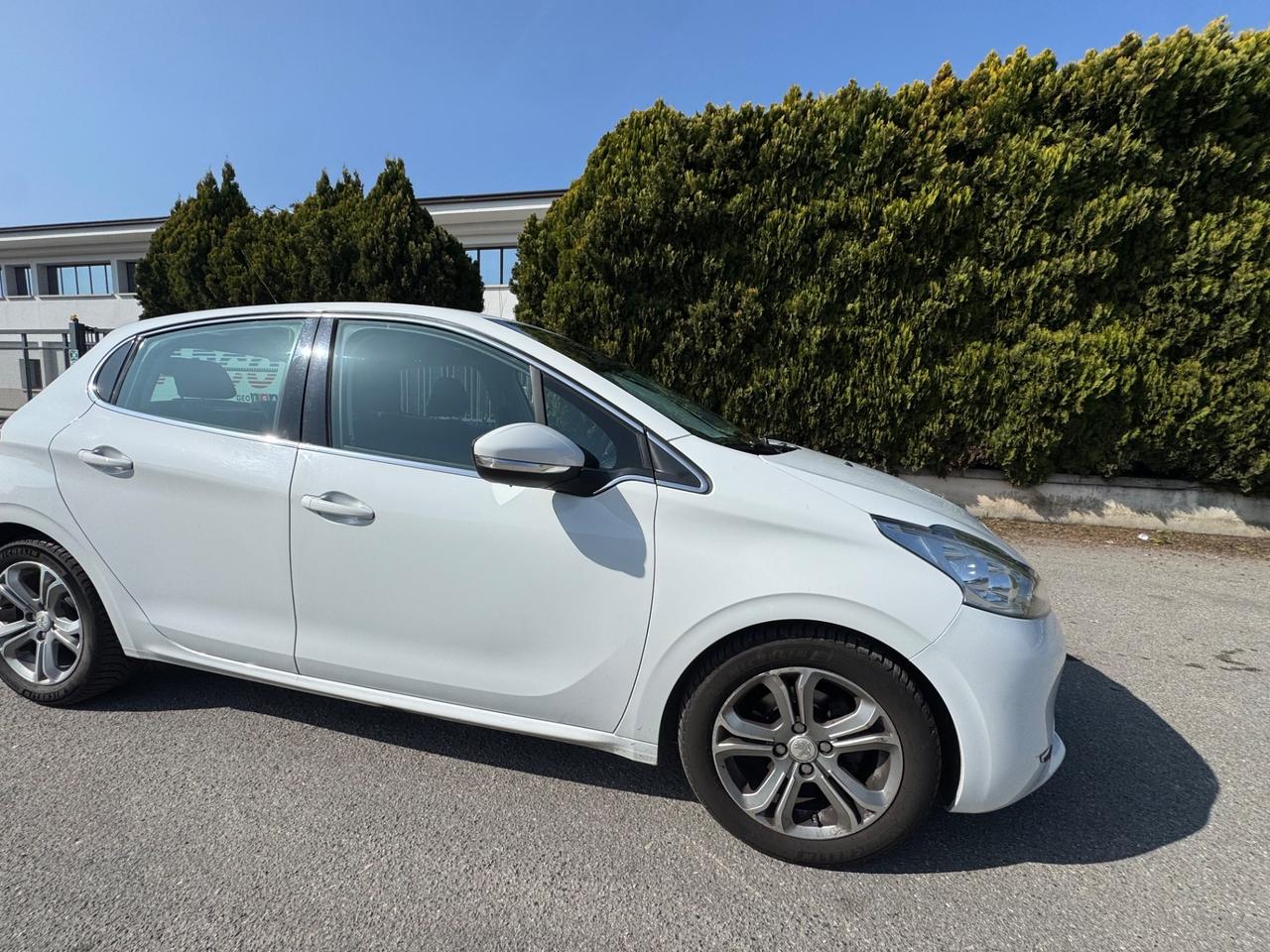 Peugeot 208 1.4 HDi 68 CV 5 porte Active