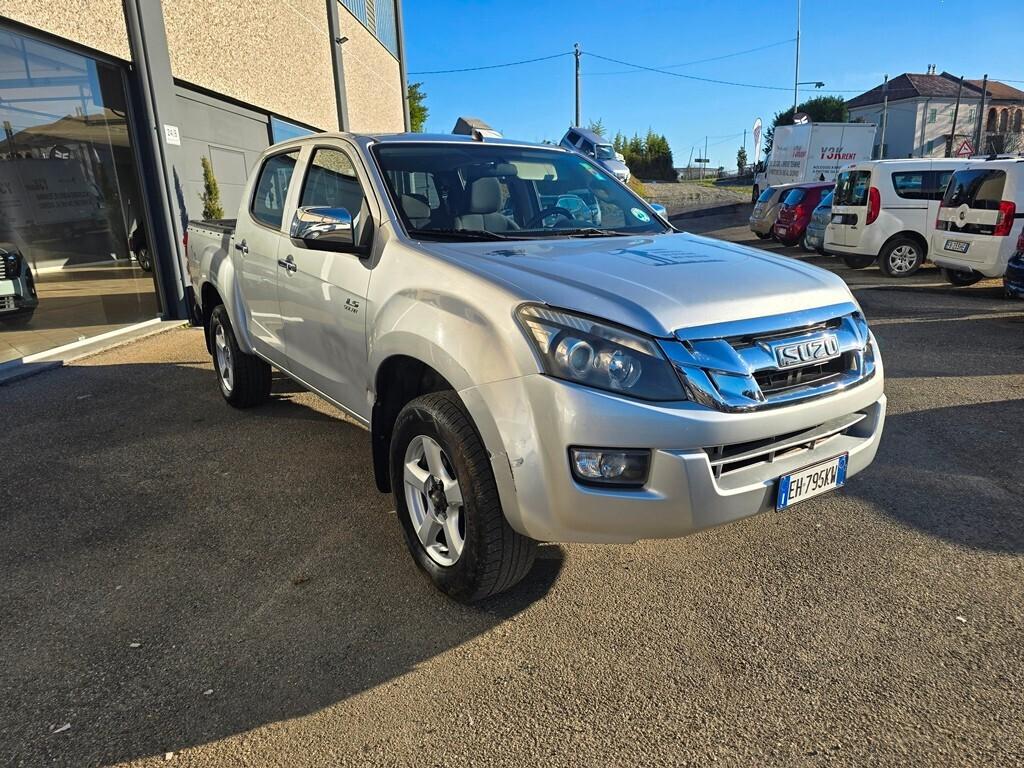 Isuzu D-Max 2.5 TDI 163CV SOLAR 4WD