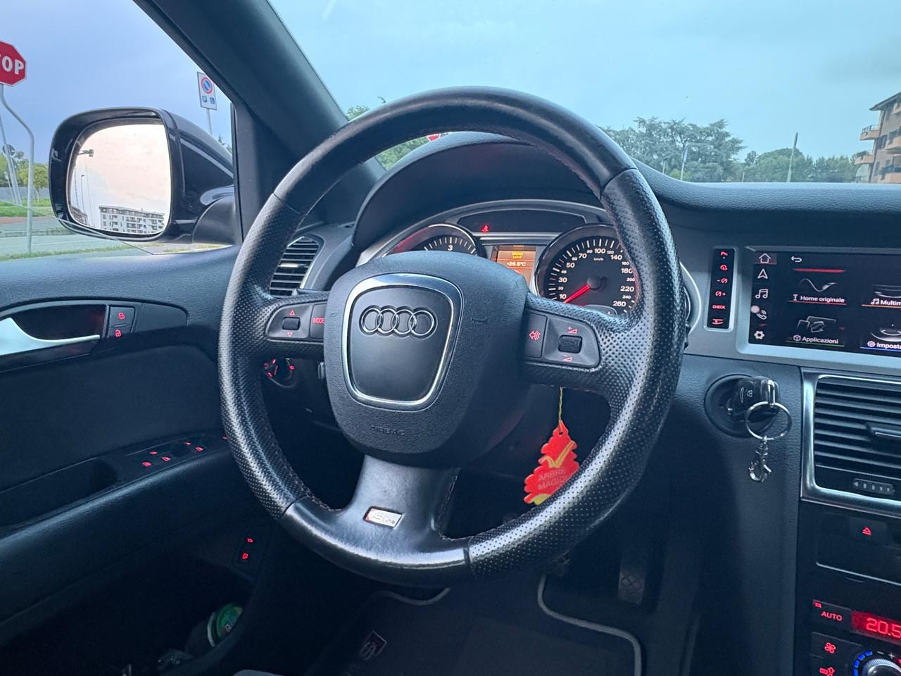 Audi Q7 3.0 TDI 233CV Sline 7Posti quattro