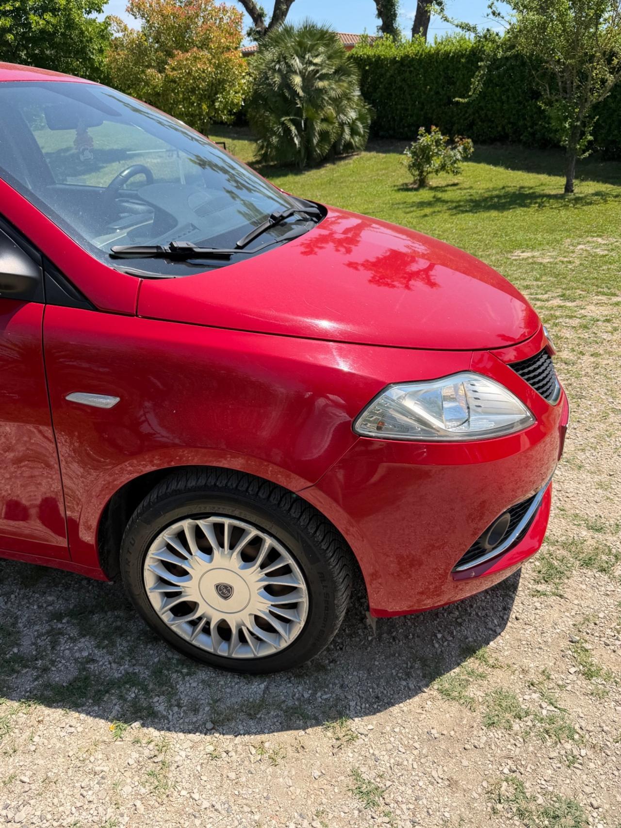 Lancia Ypsilon 1.2 69 CV 5 porte GPL Ecochic Unyca