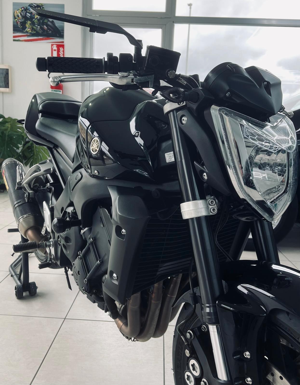 Yamaha FZ1