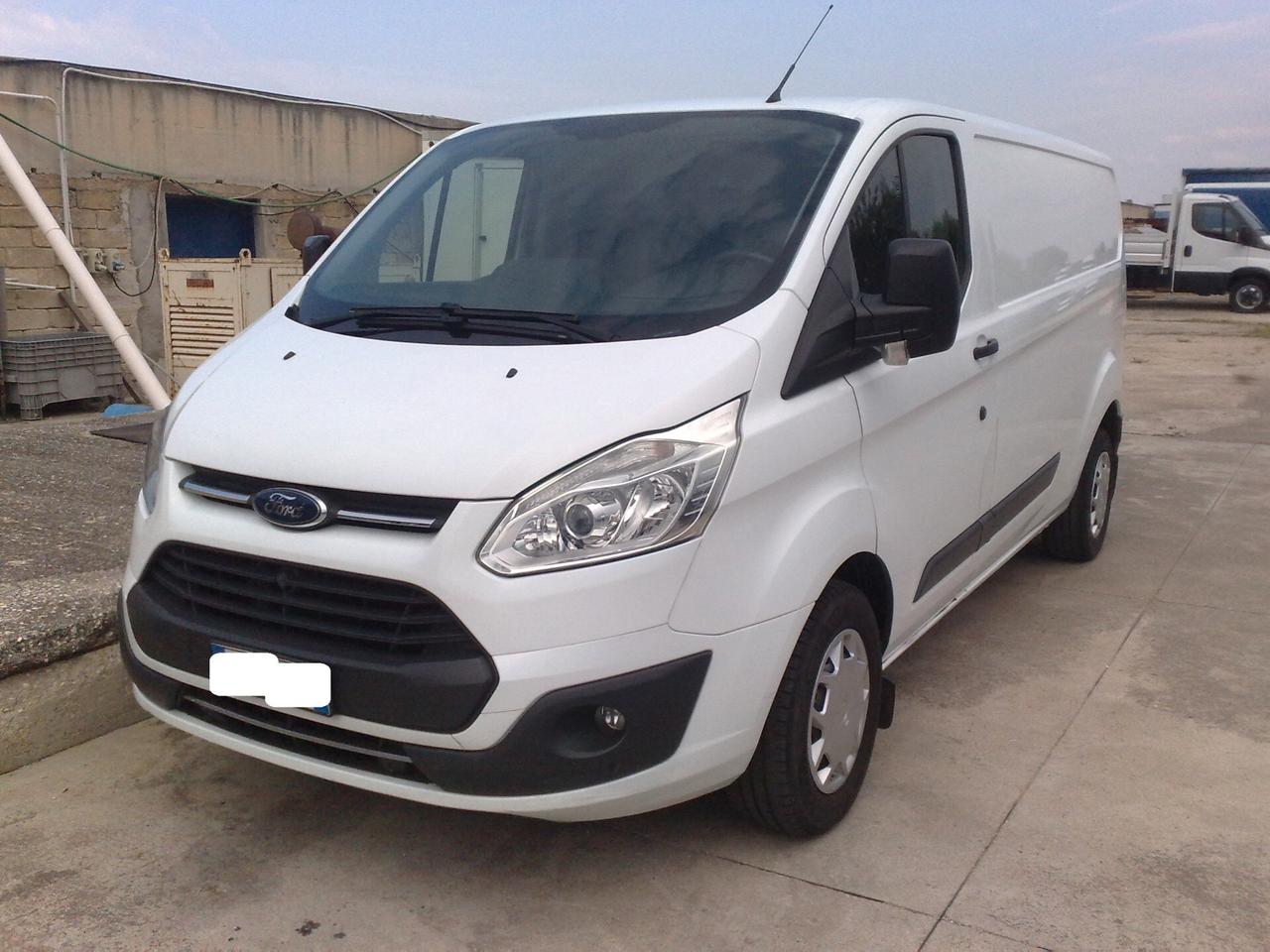 Ford Transit Custom 2.0tdci P.LUNGO - 2017