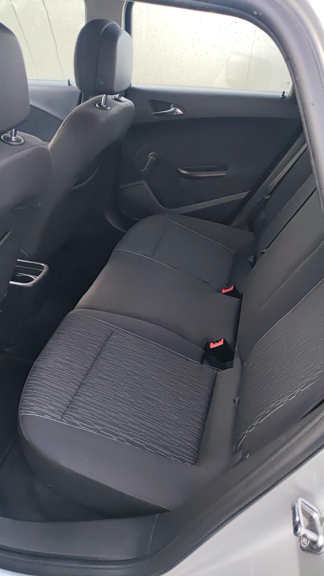 Opel Astra 1.7 CDTI - 2013