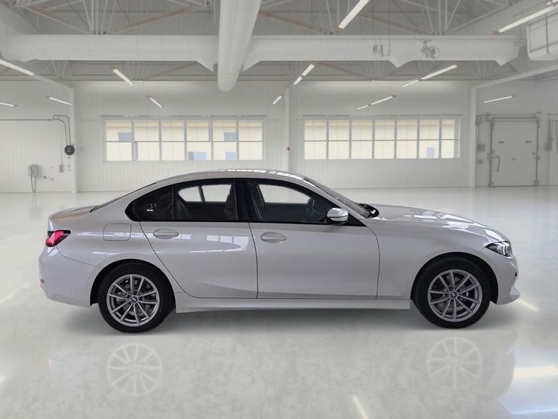 BMW 316 48V AUTO 4 PORTE BERLINA