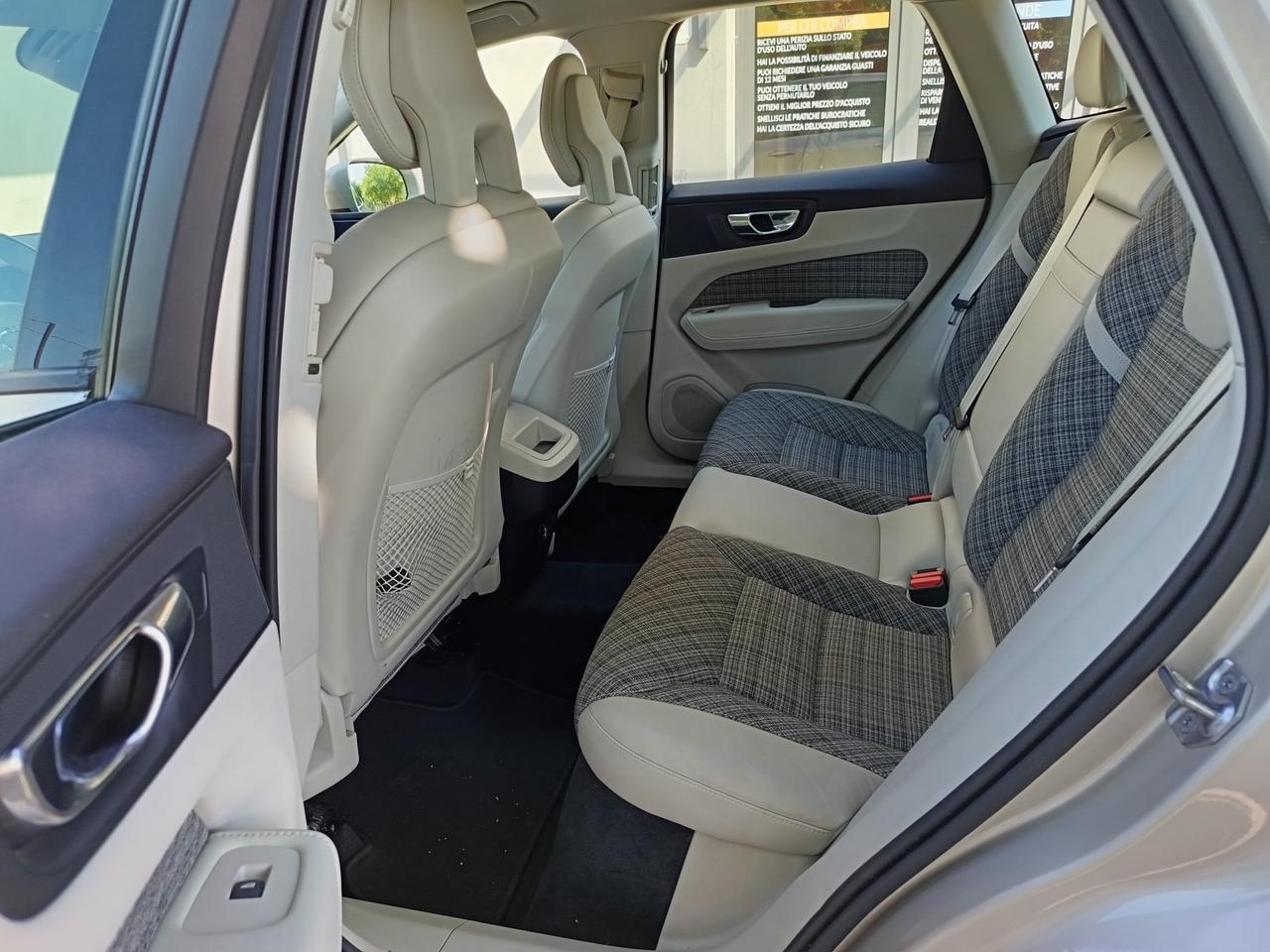 VOLVO XC60 D4 AWD Business ProMMo