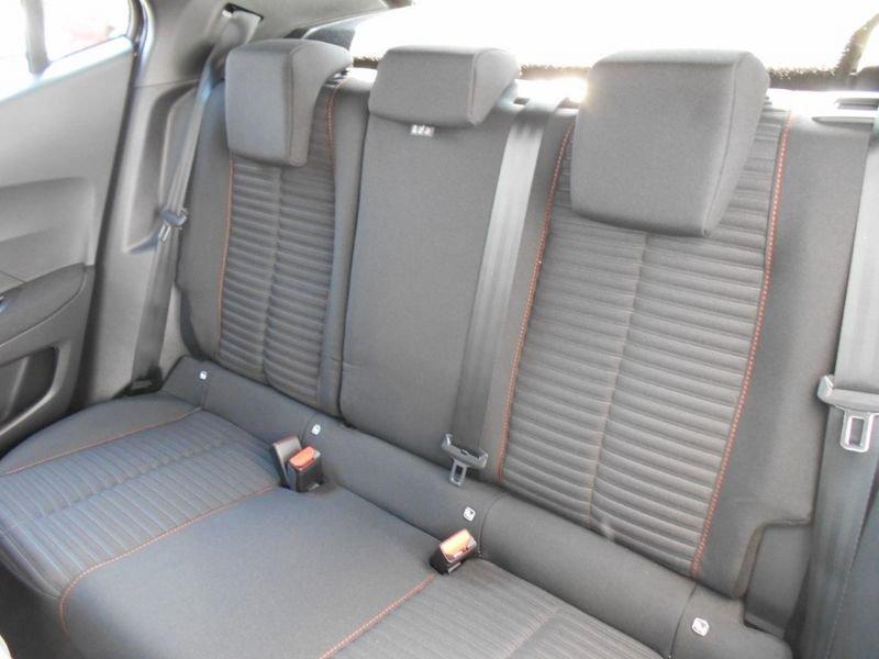 Peugeot 2008 2008 PureTech 100 S&S Active