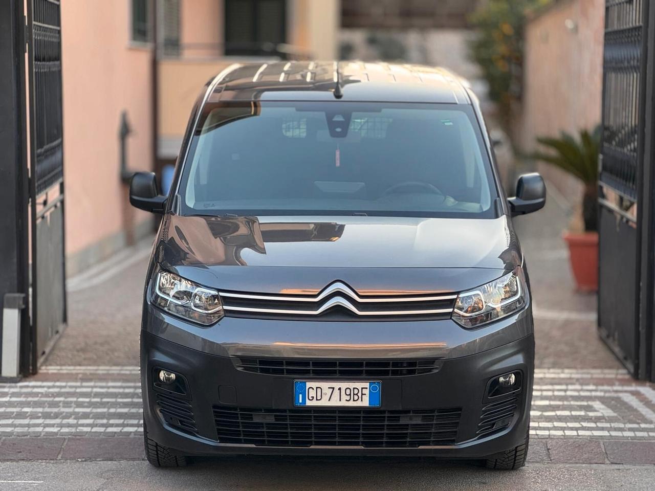 Citroen Berlingo BlueHDi 100 S&S Van M Control