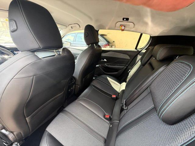 PEUGEOT 308 Plug-in Hybrid 180 e-EAT8 Allure