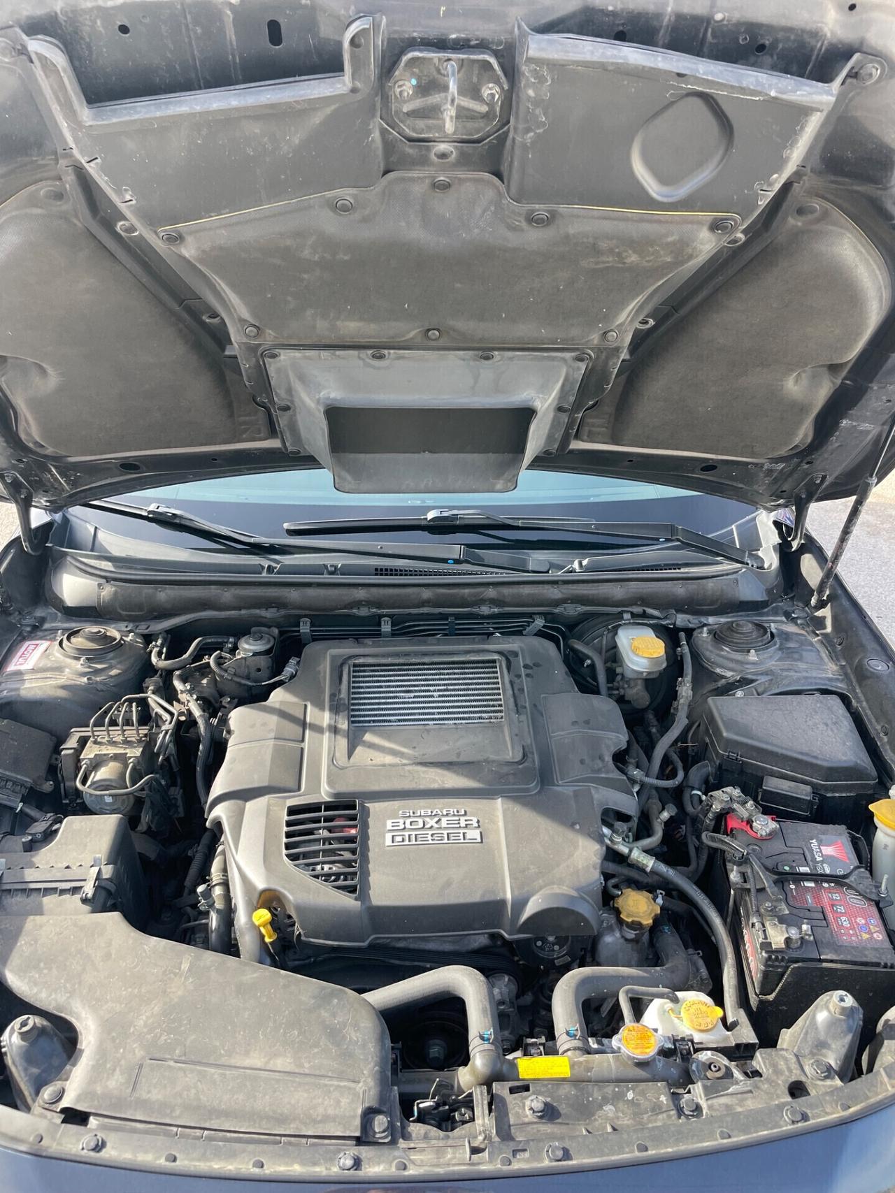 Subaru OUTBACK 2.0d Lineartronic Free