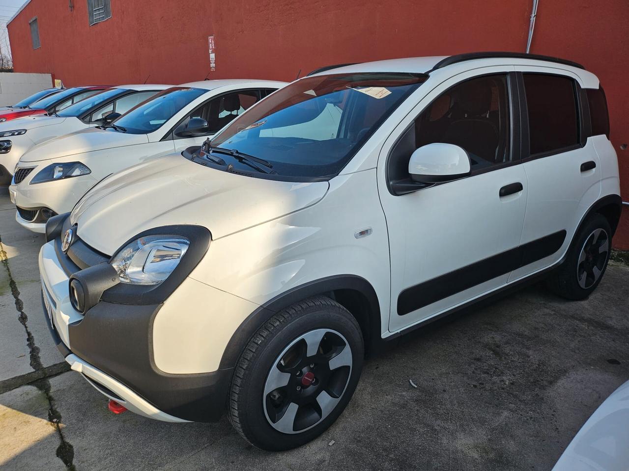 Fiat Panda Cross 1.0 FireFly S&S Hybrid