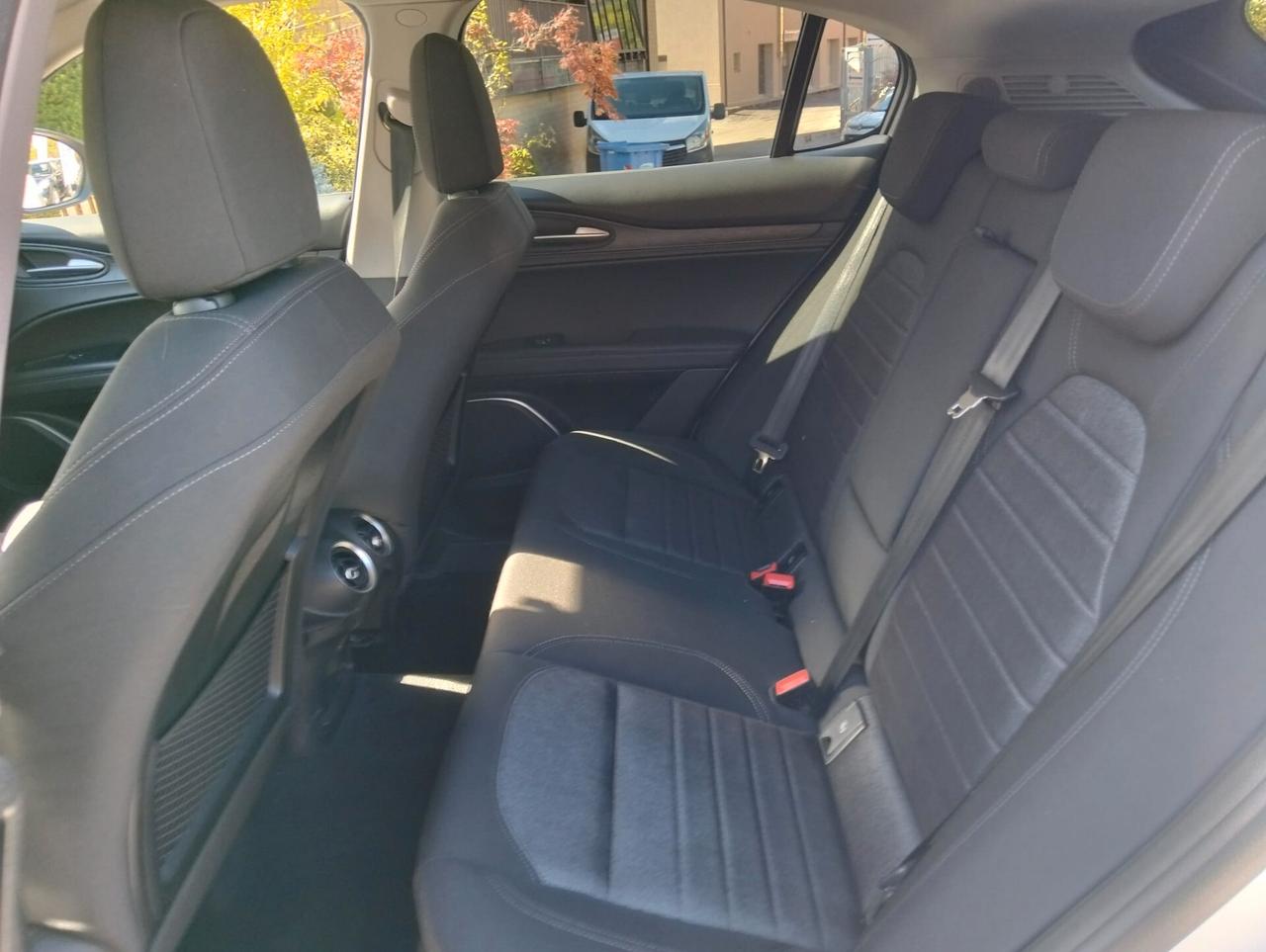 ALFA ROMEO STELVIO 2.2 TURBODIESEL 190 CV AT8 Q4 BUSINESS