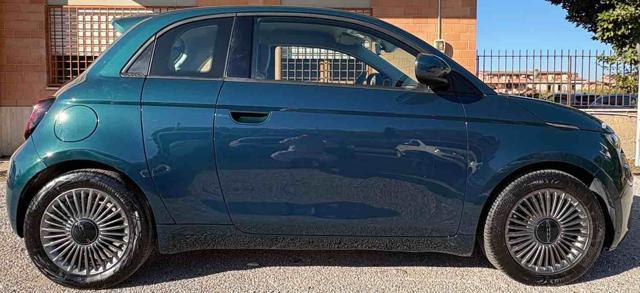 FIAT 500e 3+1 42 kWh Icon