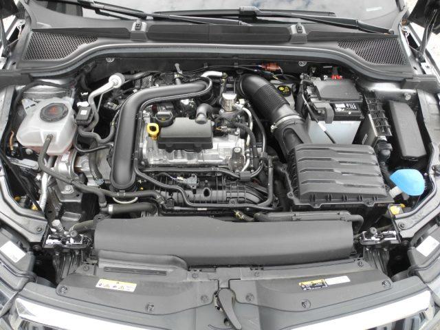 SKODA Kamiq 1.0 TSI 110cv Ambition -OK NEOPATENTATI-DA VETRINA