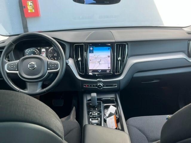 Volvo XC60 B4 (d) AWD Geartronic Momentum Pro