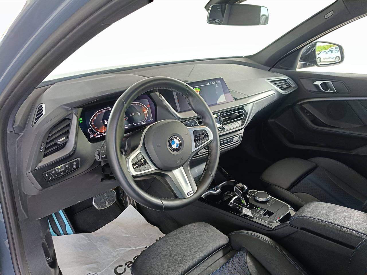 BMW Serie 1 F40 - 118d Msport auto