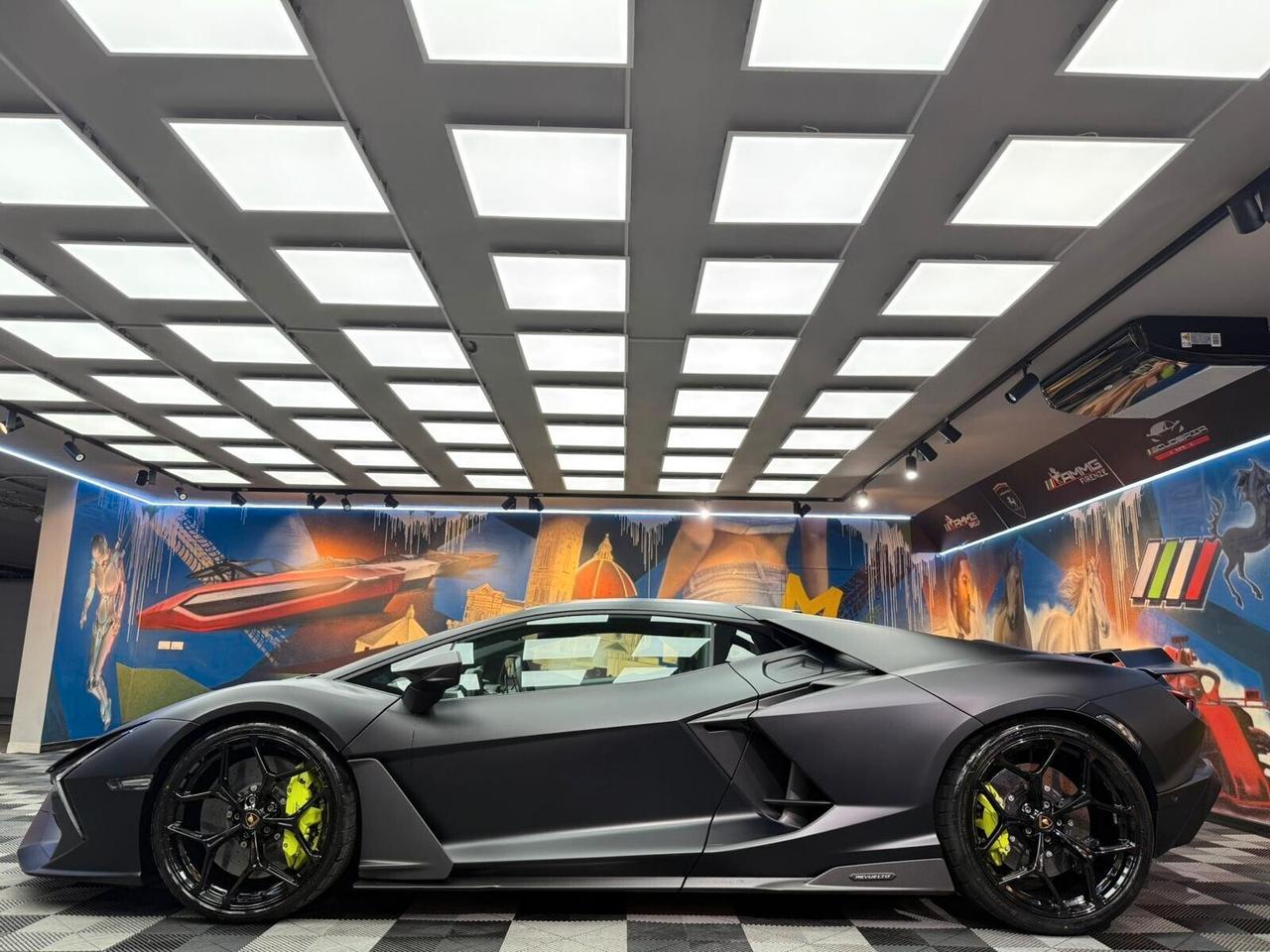 Lamborghini Revuelto 6.5 V12 (333)