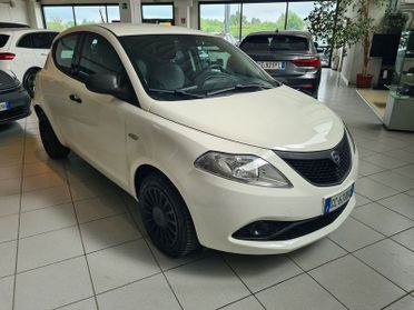 Lancia Ypsilon 1.2 69cv Elefantino Blu