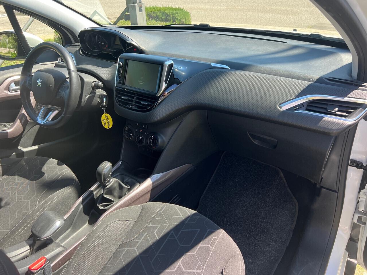 Peugeot 2008 1.6 BlueHDi 100CV Allure-2016UNIPRO