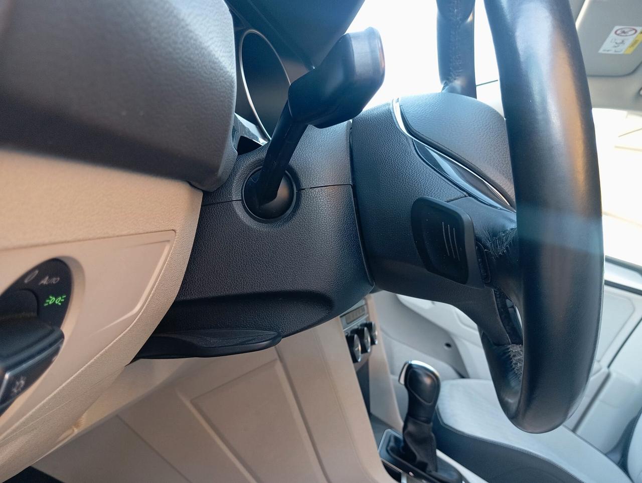 Volkswagen Tiguan 2.0 TDI SCR DSG Business BlueMotion Technology