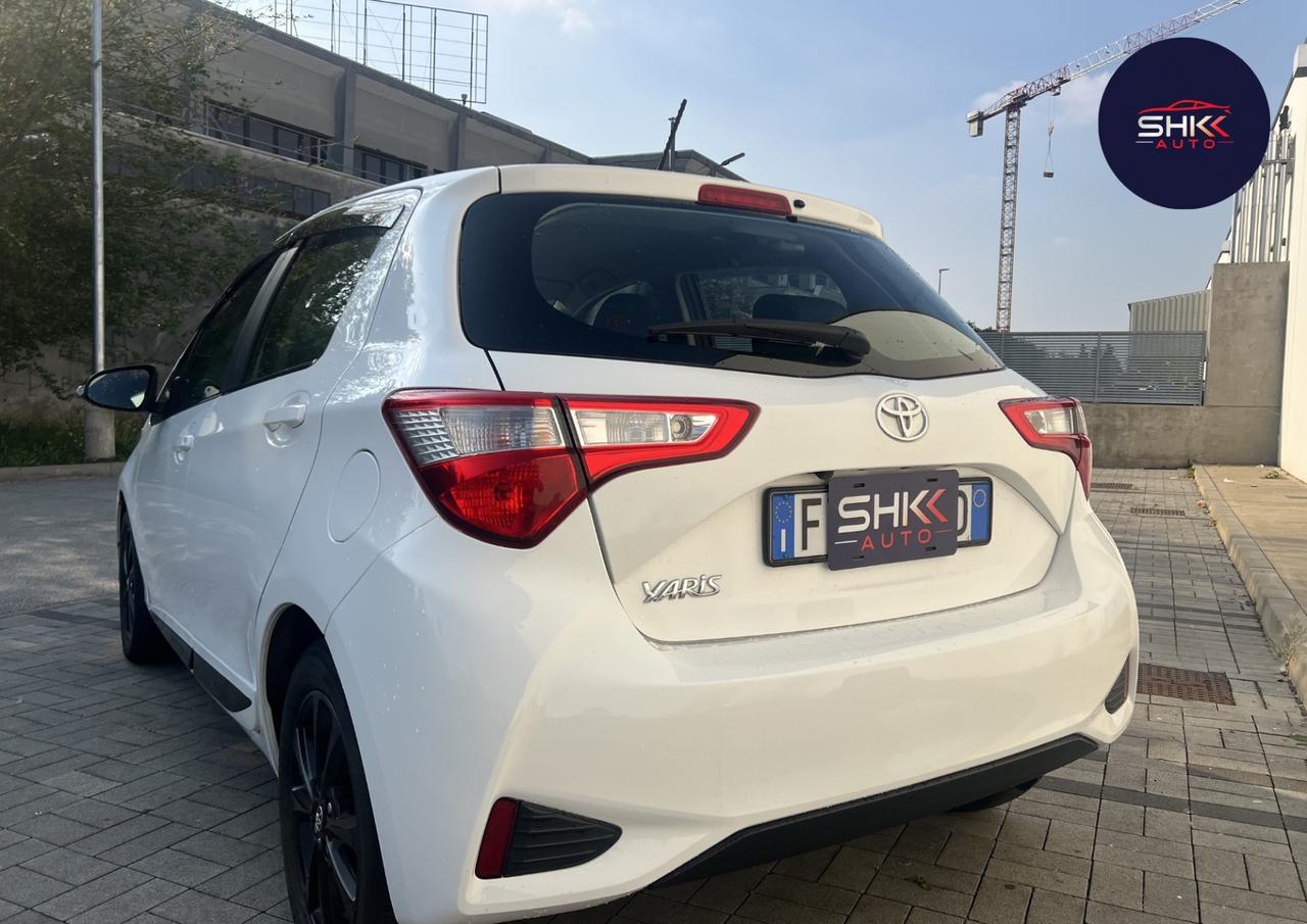 Toyota Yaris 1.0 5 porte Active