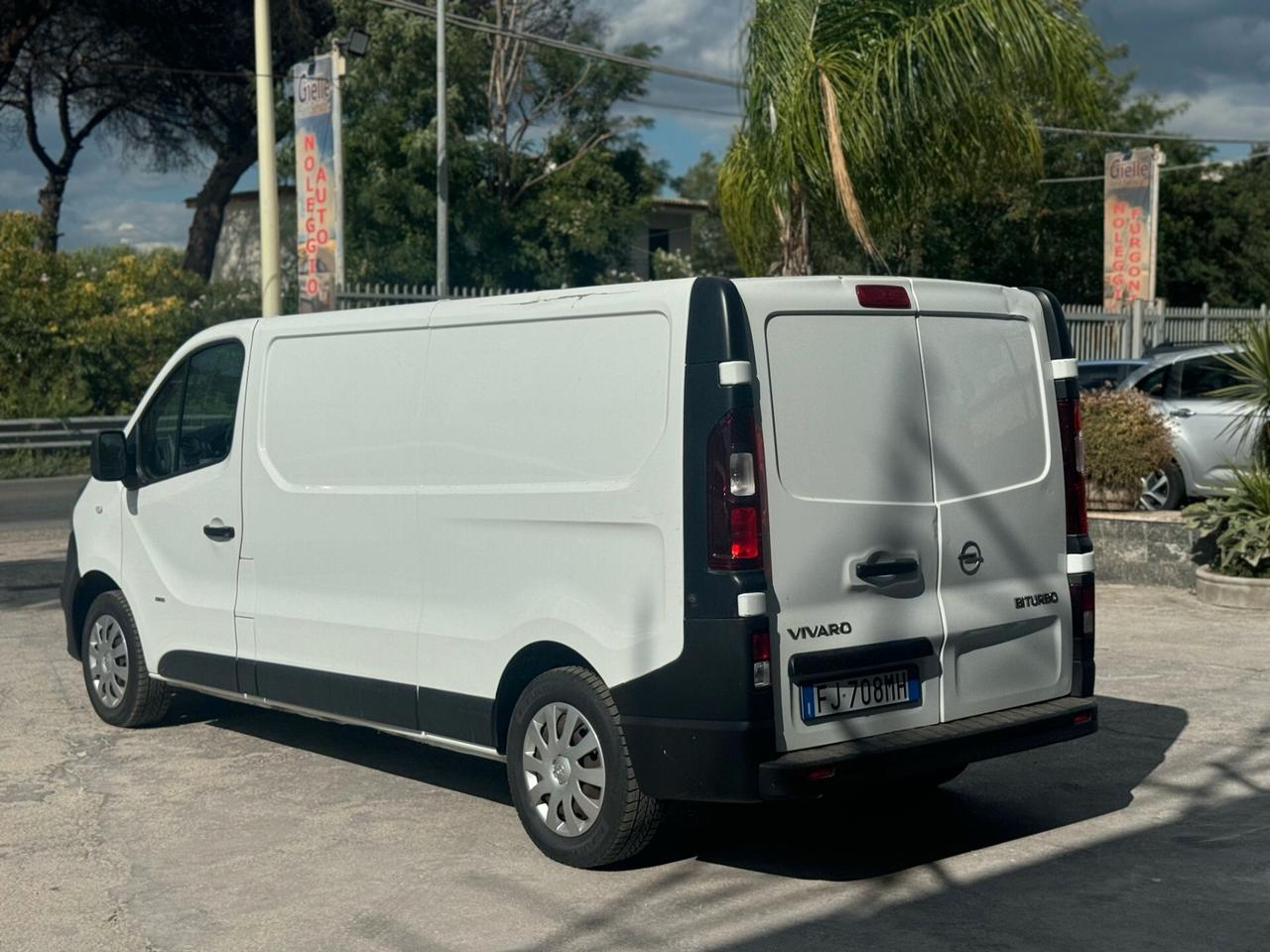 Opel Vivaro L2H1 1.6 125CV IVA ESPOSTA