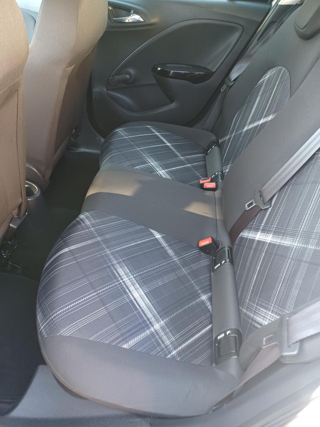 Opel Corsa 1.2 5 porte ANNO 2016 solo 69000 km