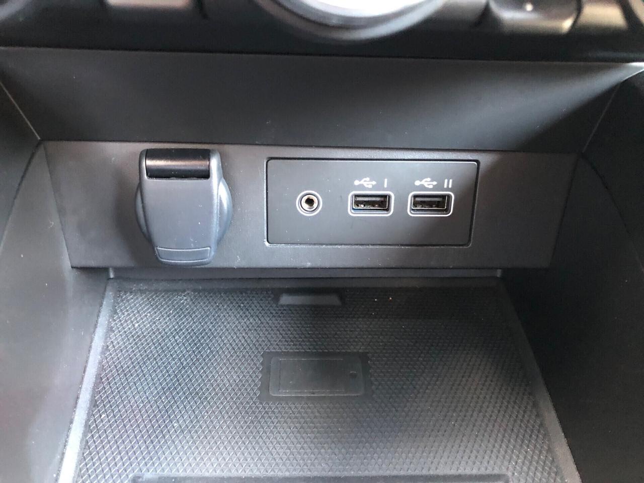 Renault Clio 1.0 tce 90cv TECHNO NEOPATENTATI