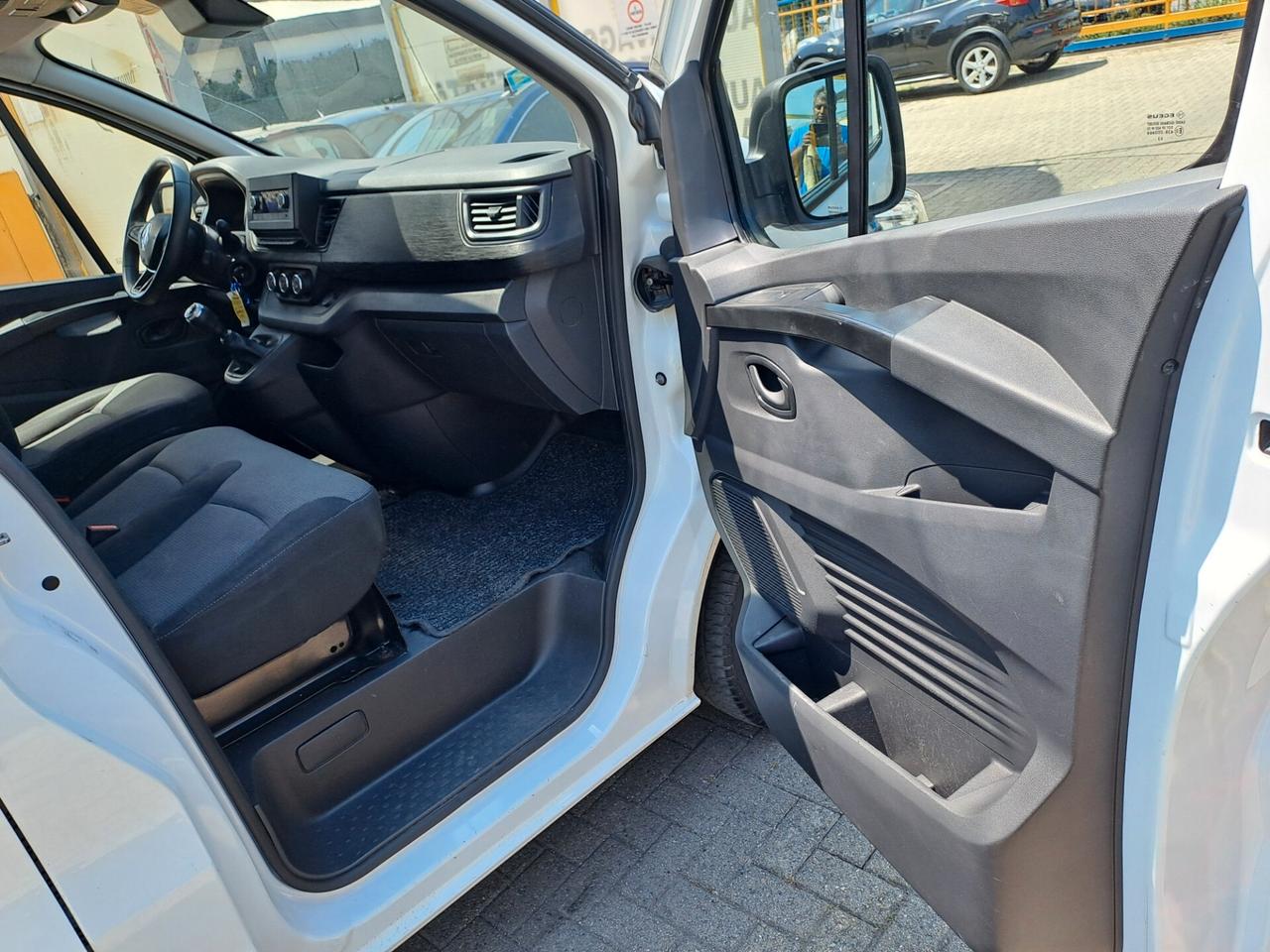 Renault Trafic T27 2.0 dCi 170CV PC-TN Furgone Energy Ice