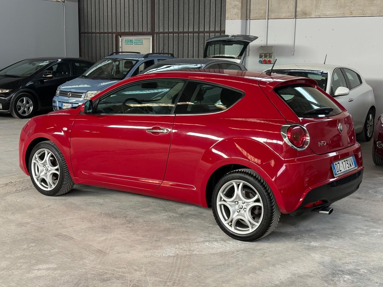 Alfa Romeo MiTo 1.4 105 CV M.air S&S Distinctive Sport Pack