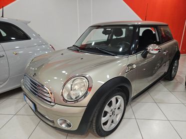 Mini Mini 1.4 16V Abbey Road Benz/Gpl