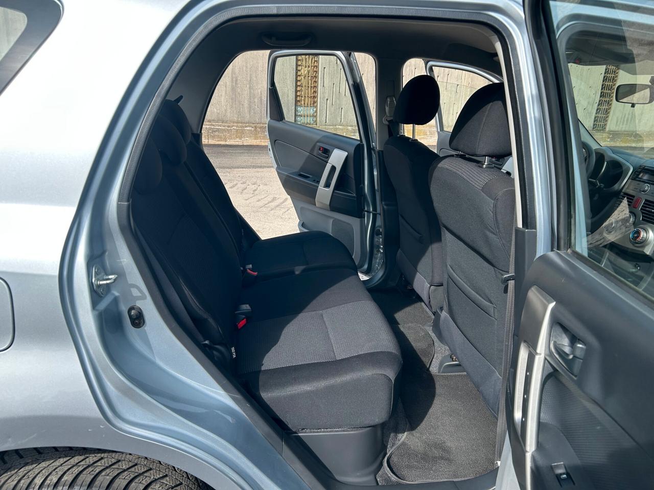 Daihatsu terios 1.3 benzina 4x4 ok neopatentati