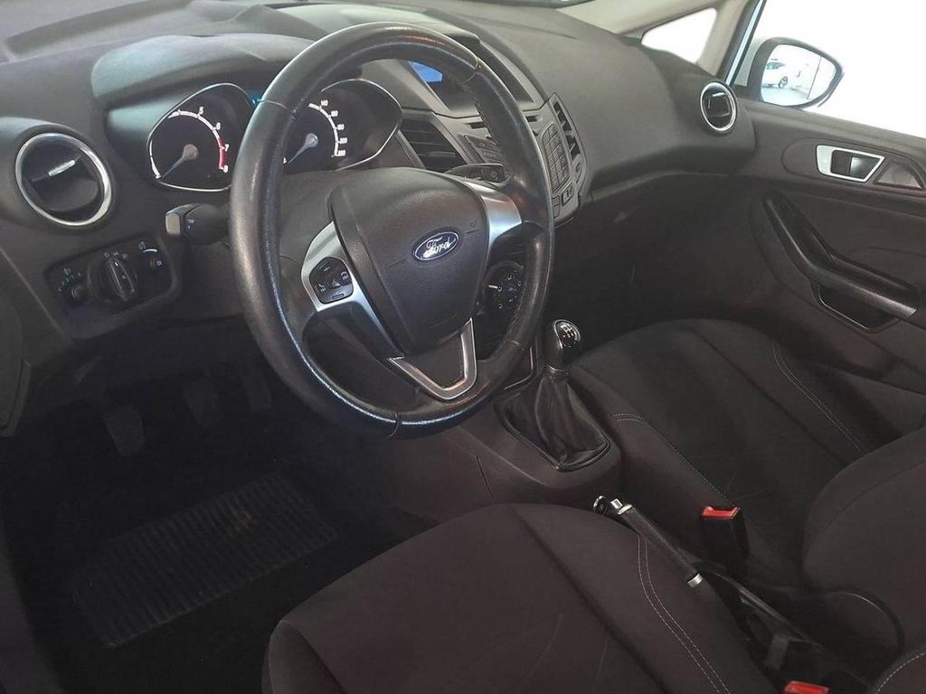 Ford Fiesta 5 Porte 1.4 Titanium