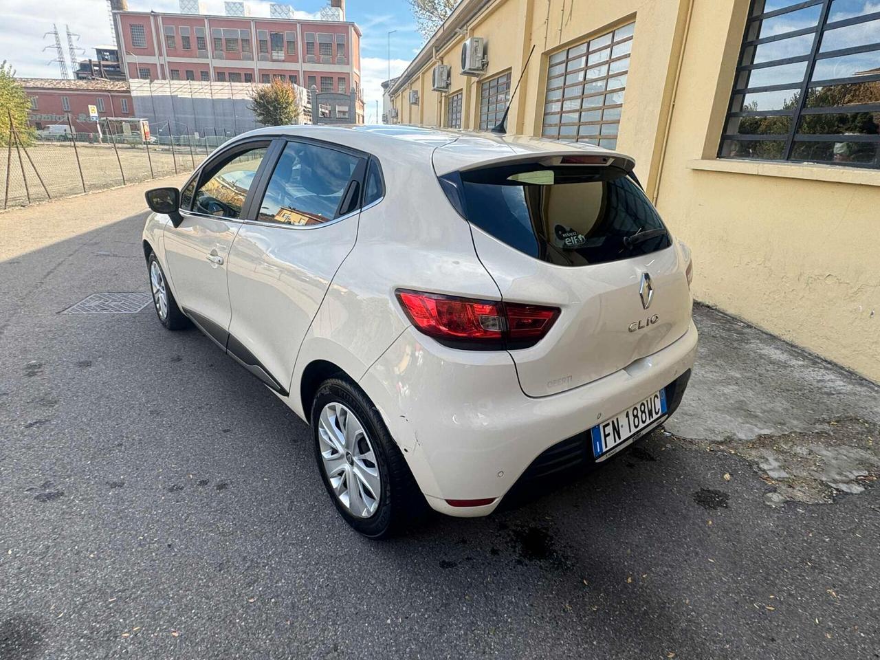 Renault Clio 2018 0.9 GPL/BENZ EURO 6B
