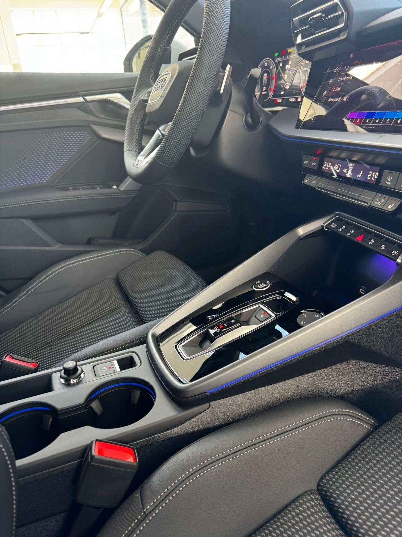 Audi A3 allstreet TDI 110 kW S tronic Identity Contrast
