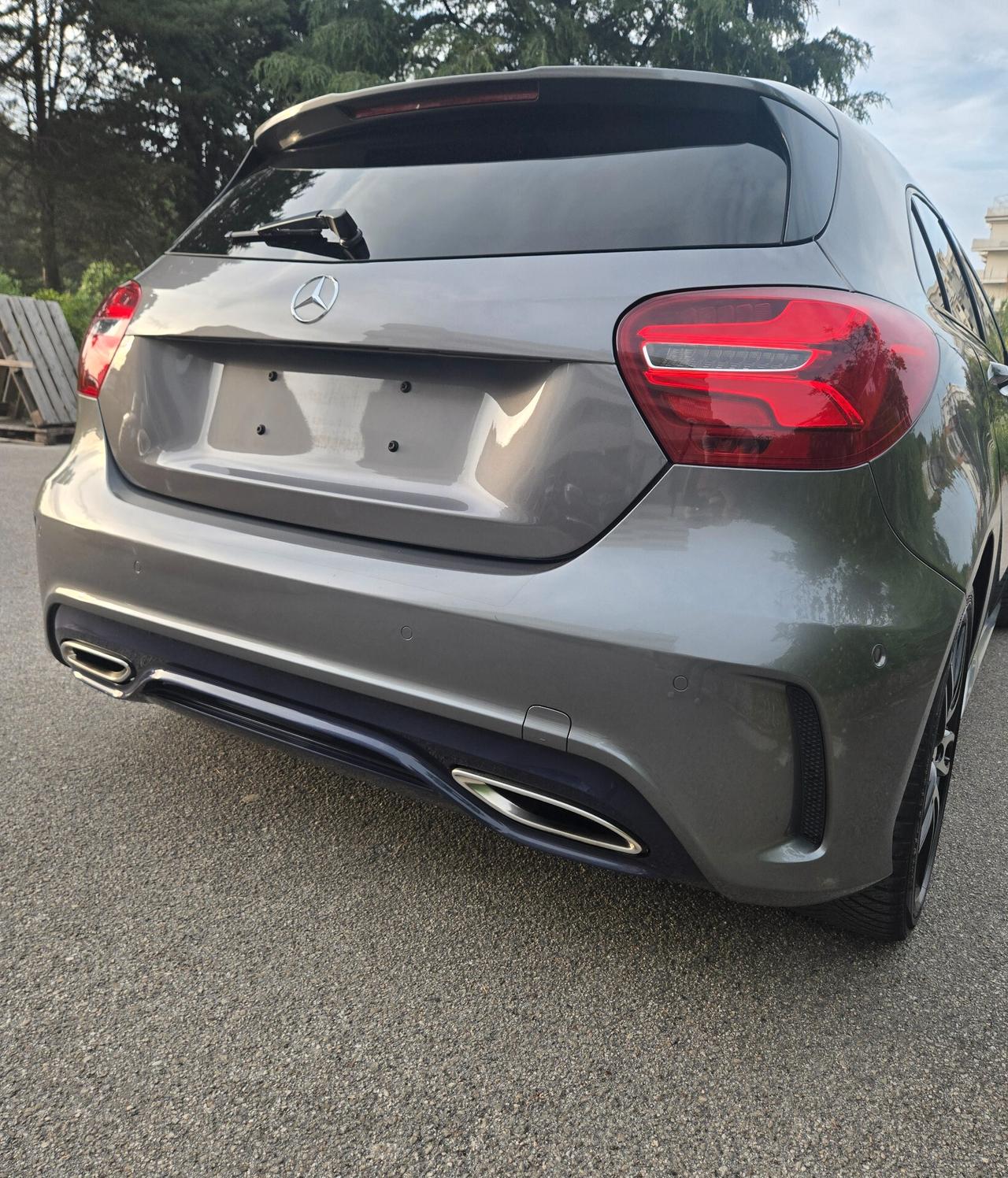 Mercedes-benz A 200 AMG-Line Sport