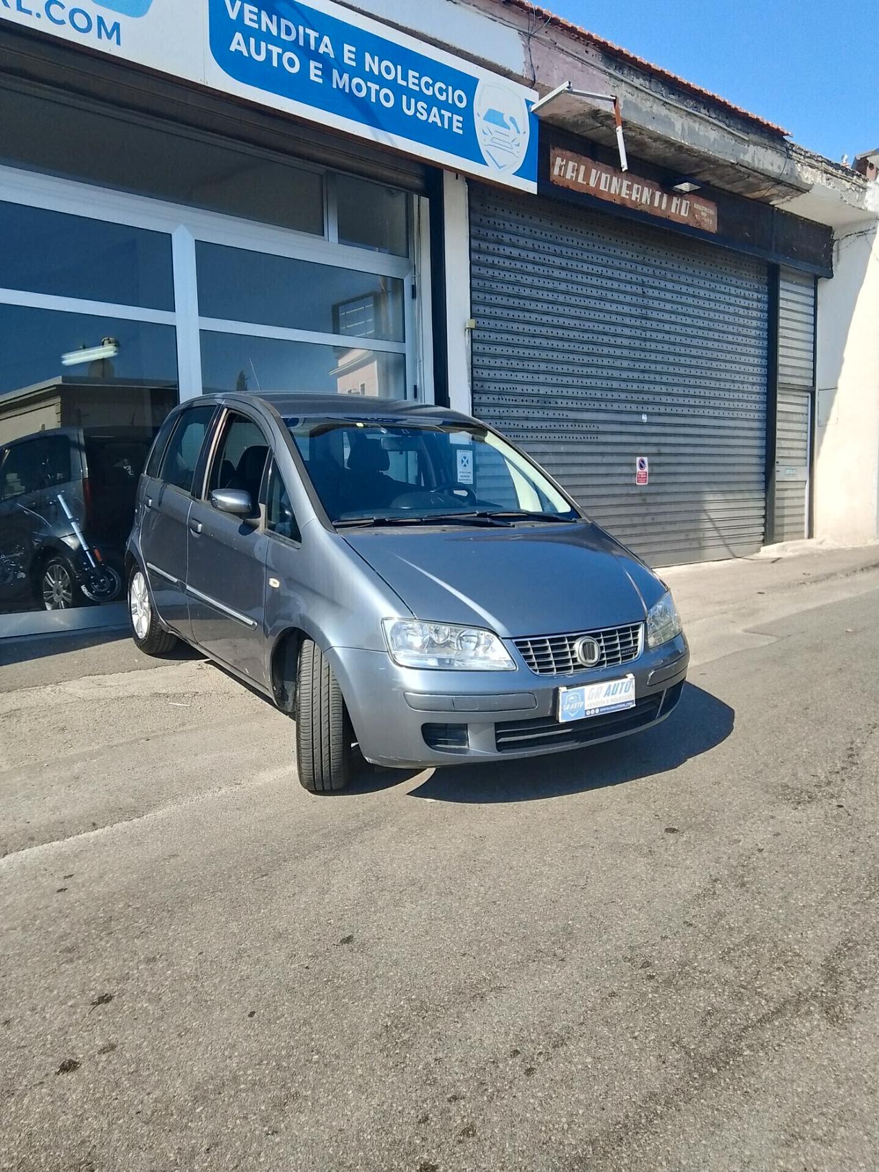 Fiat Idea 1.3 Multijet 16V 70 CV BlackEnergy AUTOMATICA