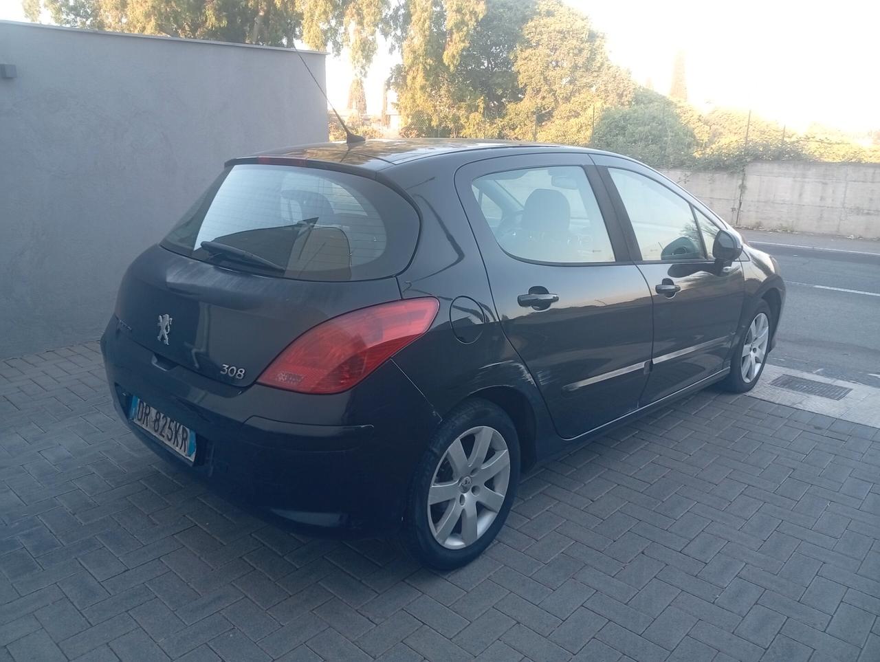 Peugeot 308 1.6 HDi 90CV 5p. Premium