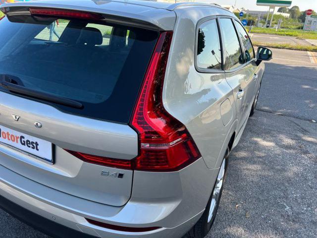 VOLVO XC60 B4 (d) AWD Geartronic Business Plus