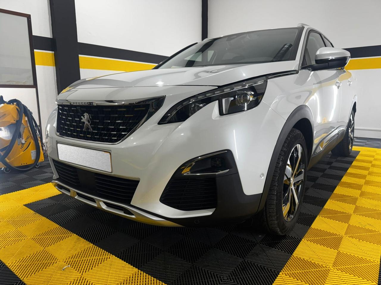 Peugeot 3008 BlueHDi 120 S&S Allure