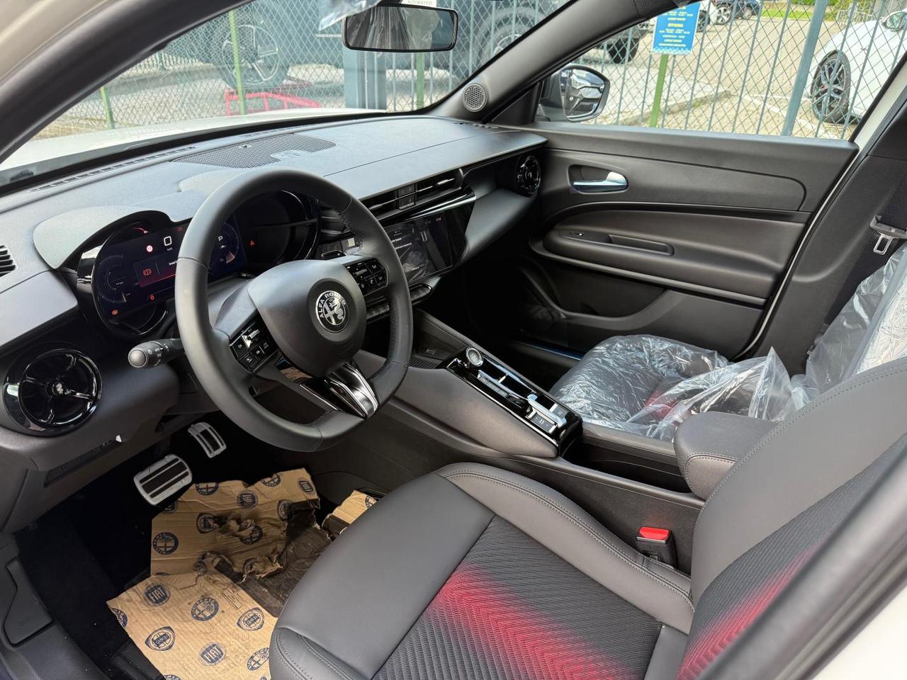 Alfa Romeo Junior 1.2 ibrida Speciale 145cv edct6