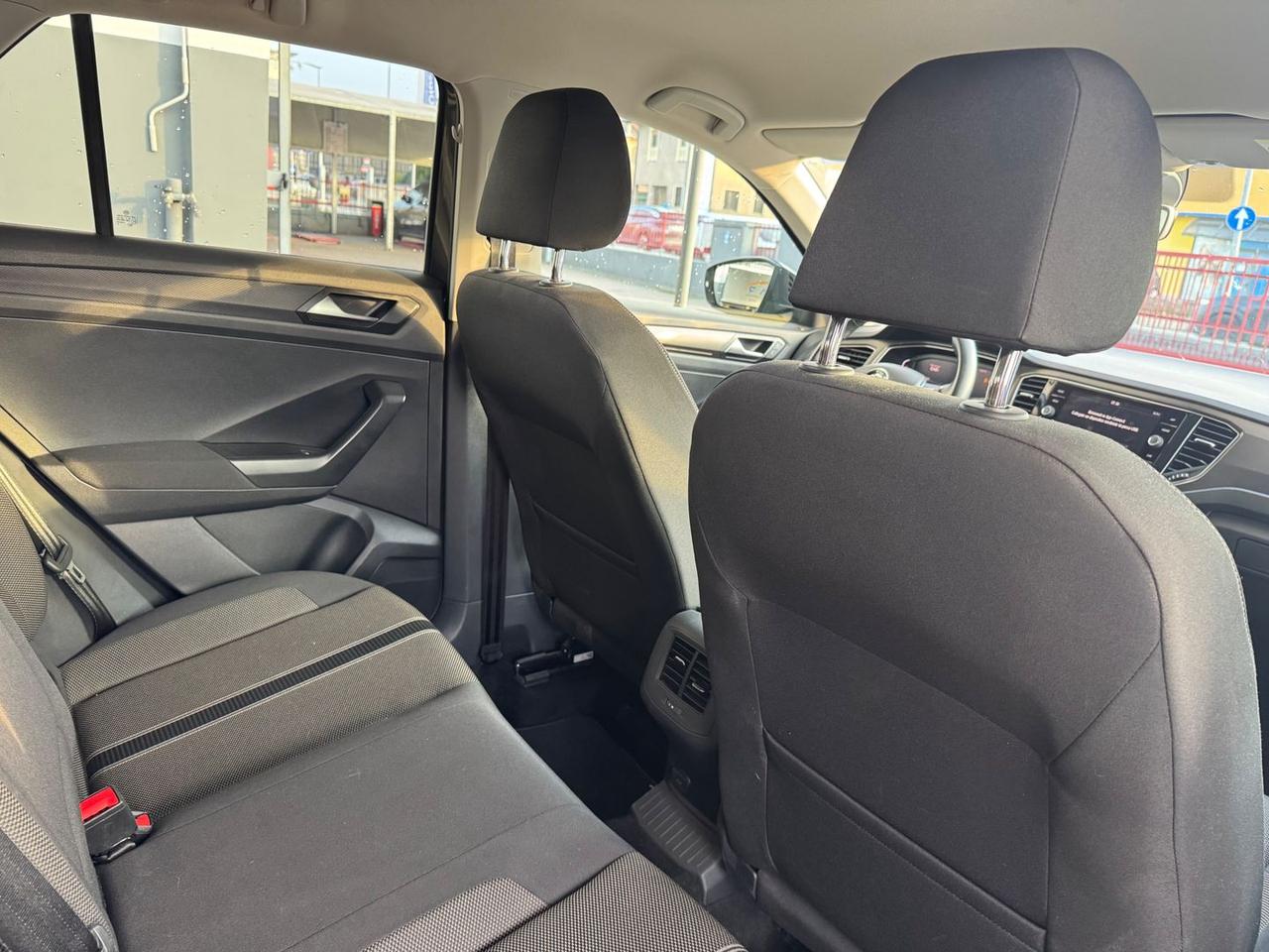 Volkswagen T-Roc Advanced 1.6 TDI #9828