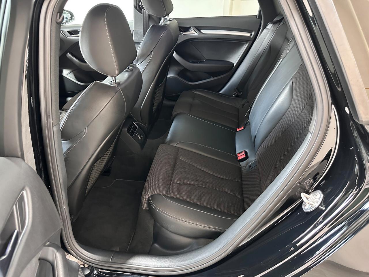 Audi A3 2.0 TDI S LINE - MANUALE - DA VETRINA - FULL