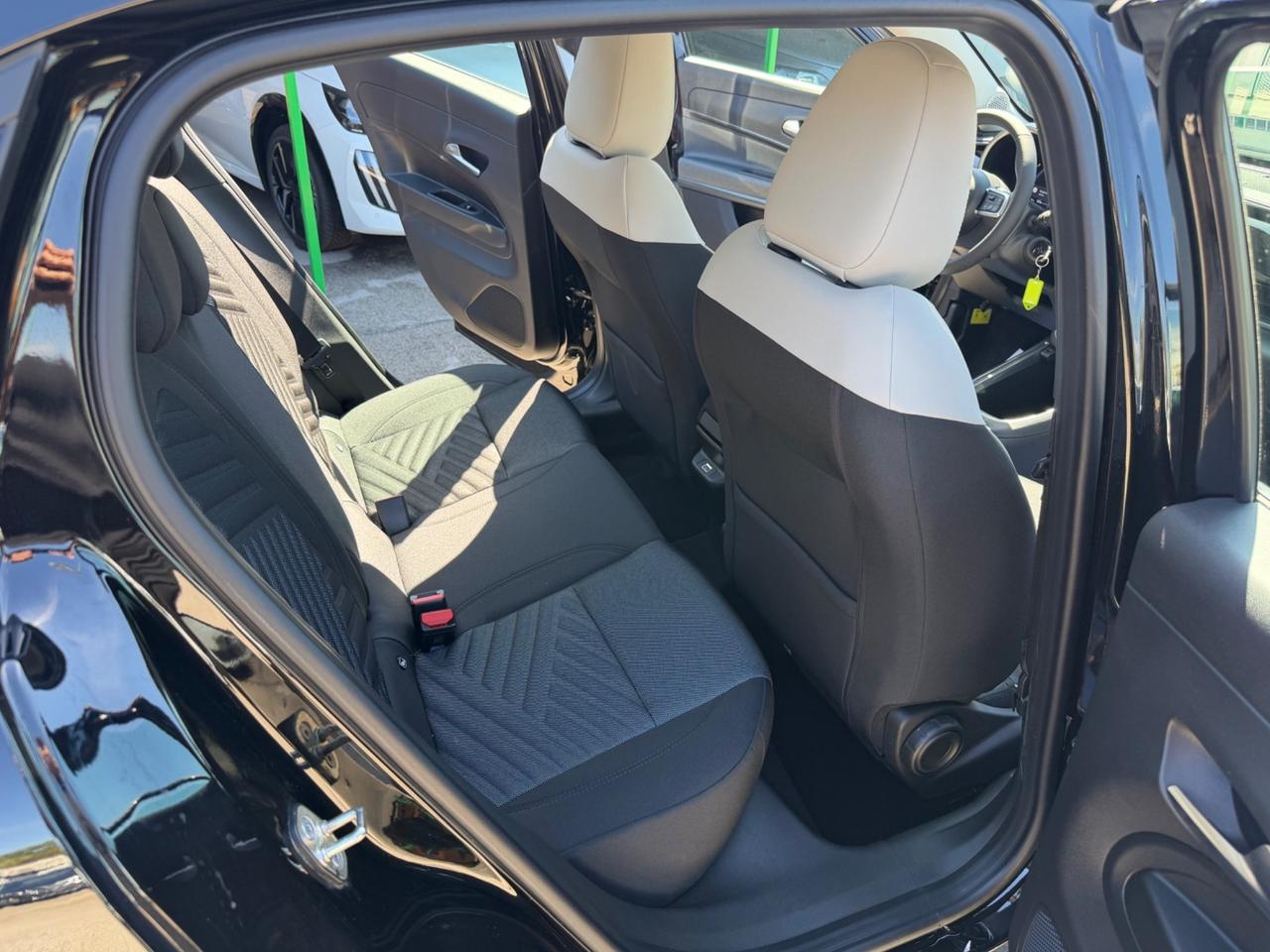 Fiat 600 Hybrid 110 CV DCT MHEV Icon