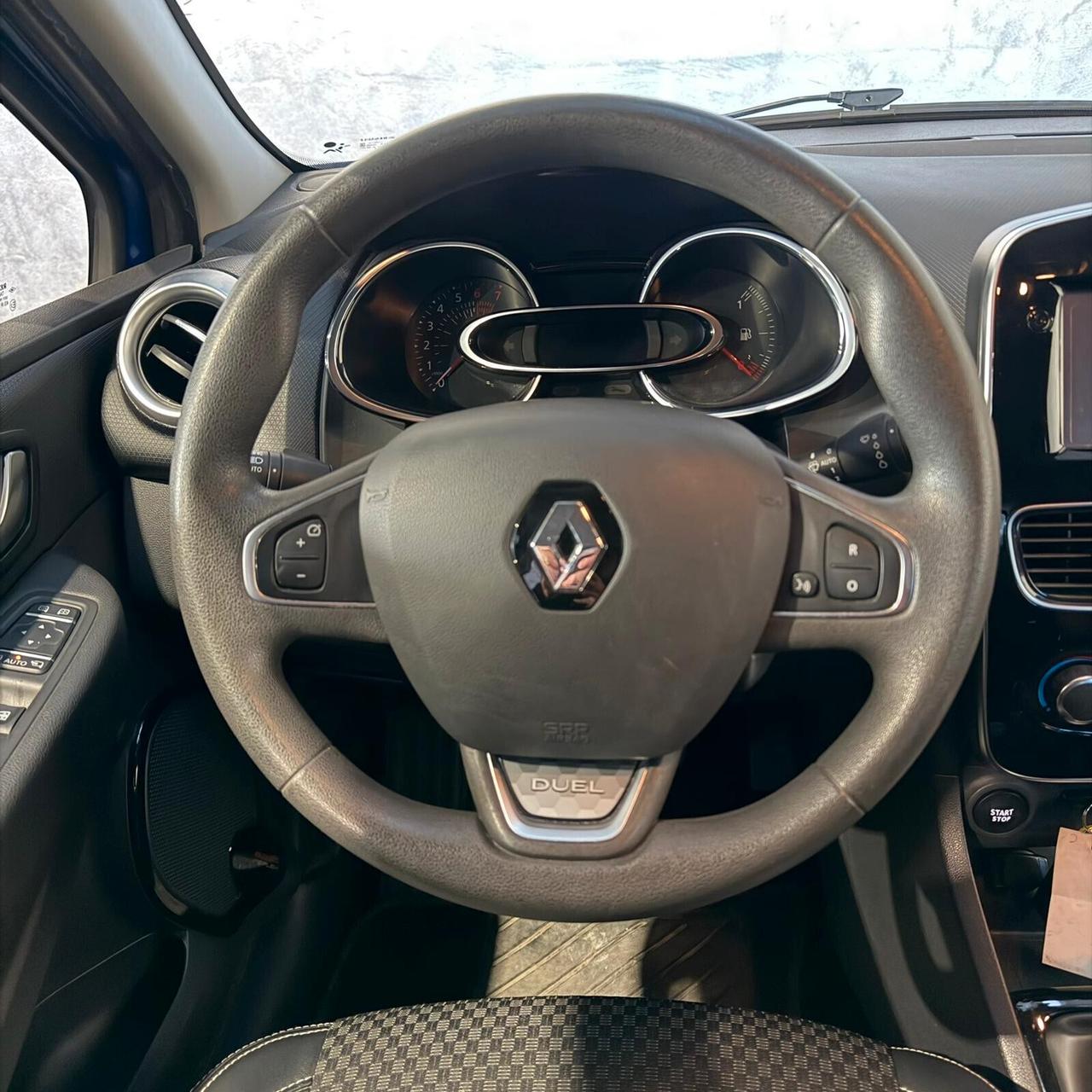 Renault Clio TCe 12V 90CV Start&Stop 5 porte Energy Duel2